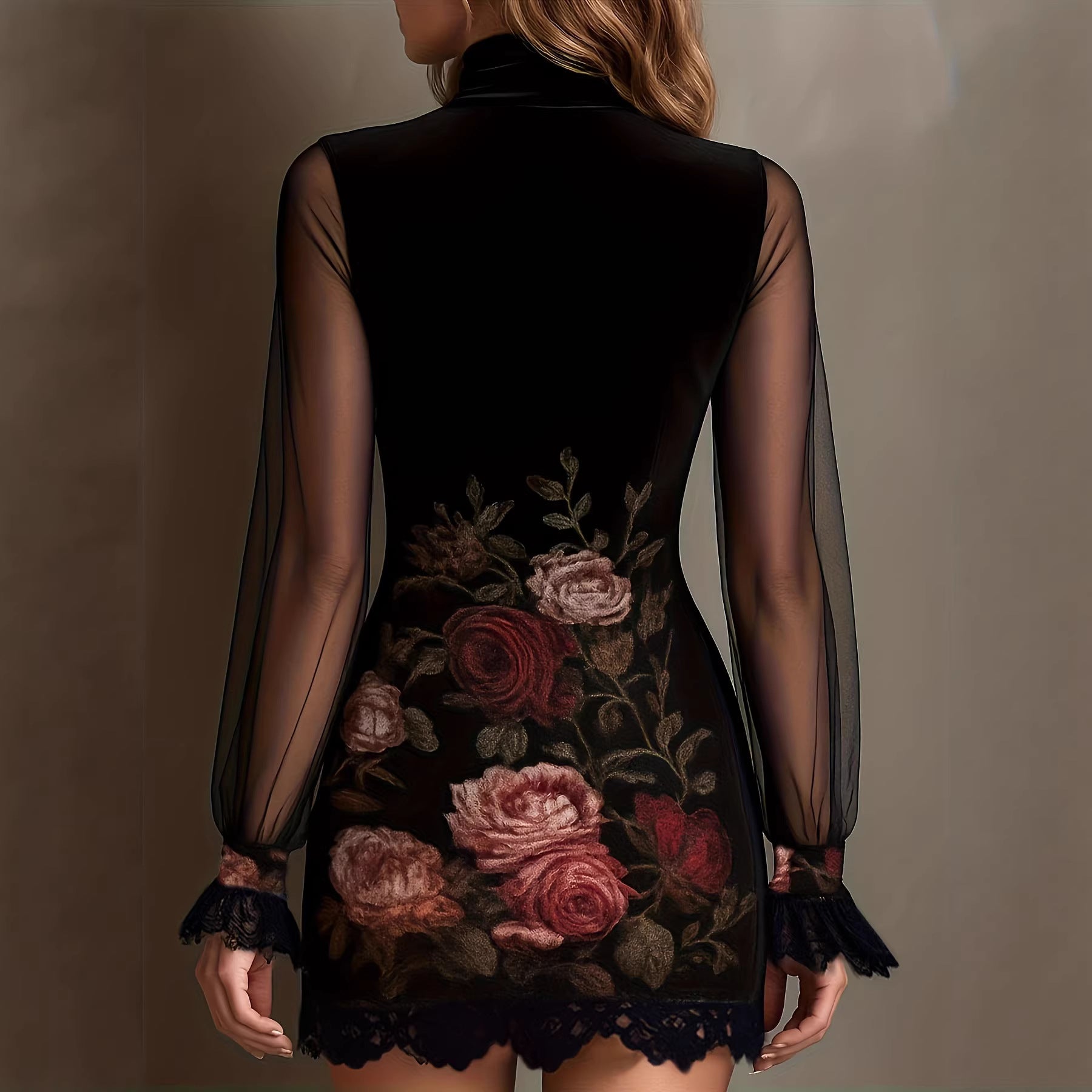 Vestido Mini Ajustado con Encaje, Tul Estampado y Escote Elegante