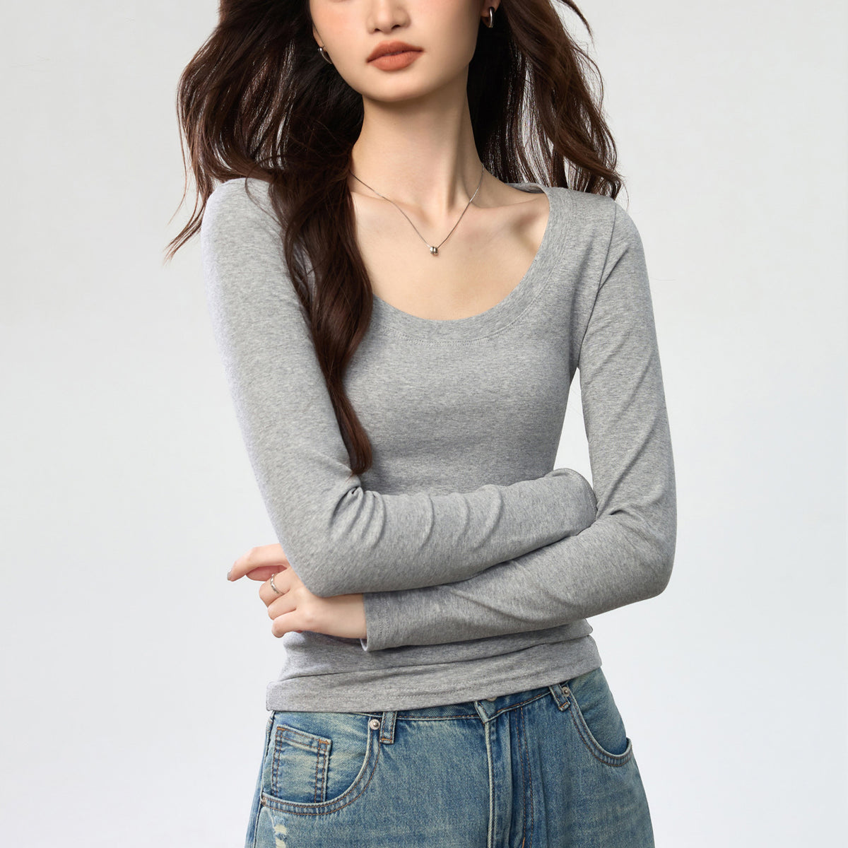 Camiseta de Manga Larga con Cuello U Amplio para Mujer
