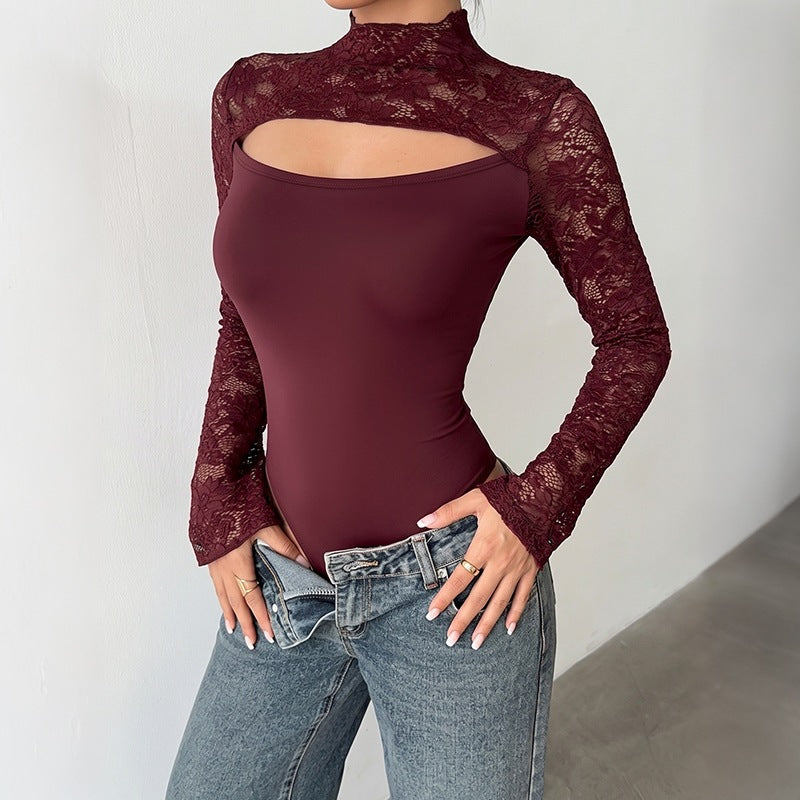 Mono de Manga Larga con Cuello Alto, Encaje, Transparencias y Abertura