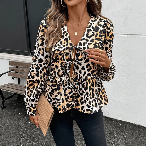 Camisa Vintage con Estampado Leopardo, Cuello Babero y Nudo Frontal