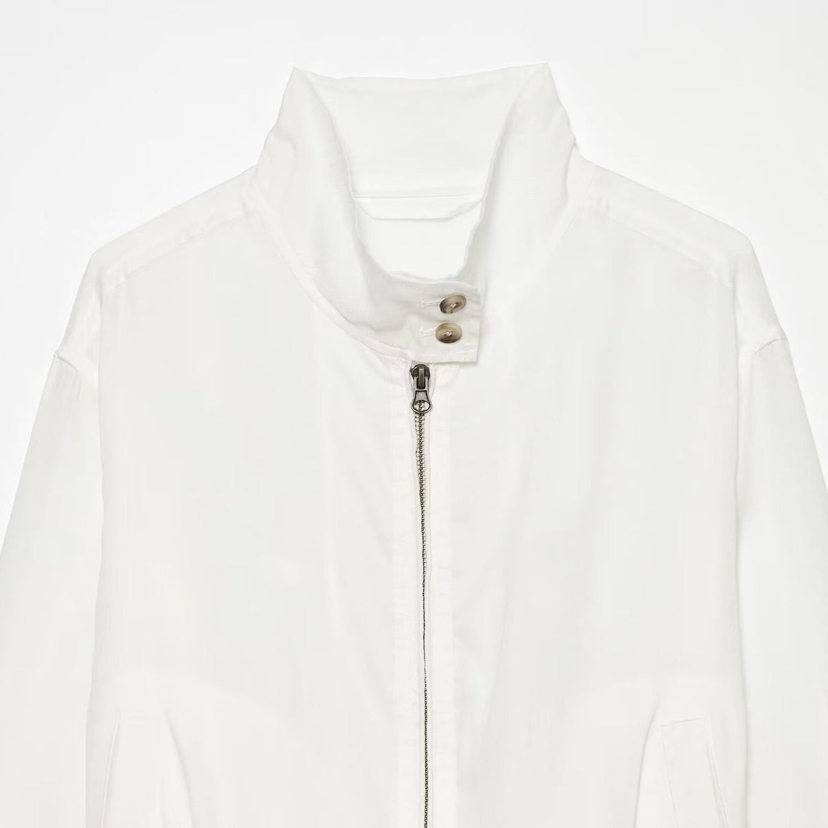 Chaqueta con Botonadura, Cuello, Bolsillos y Elástico