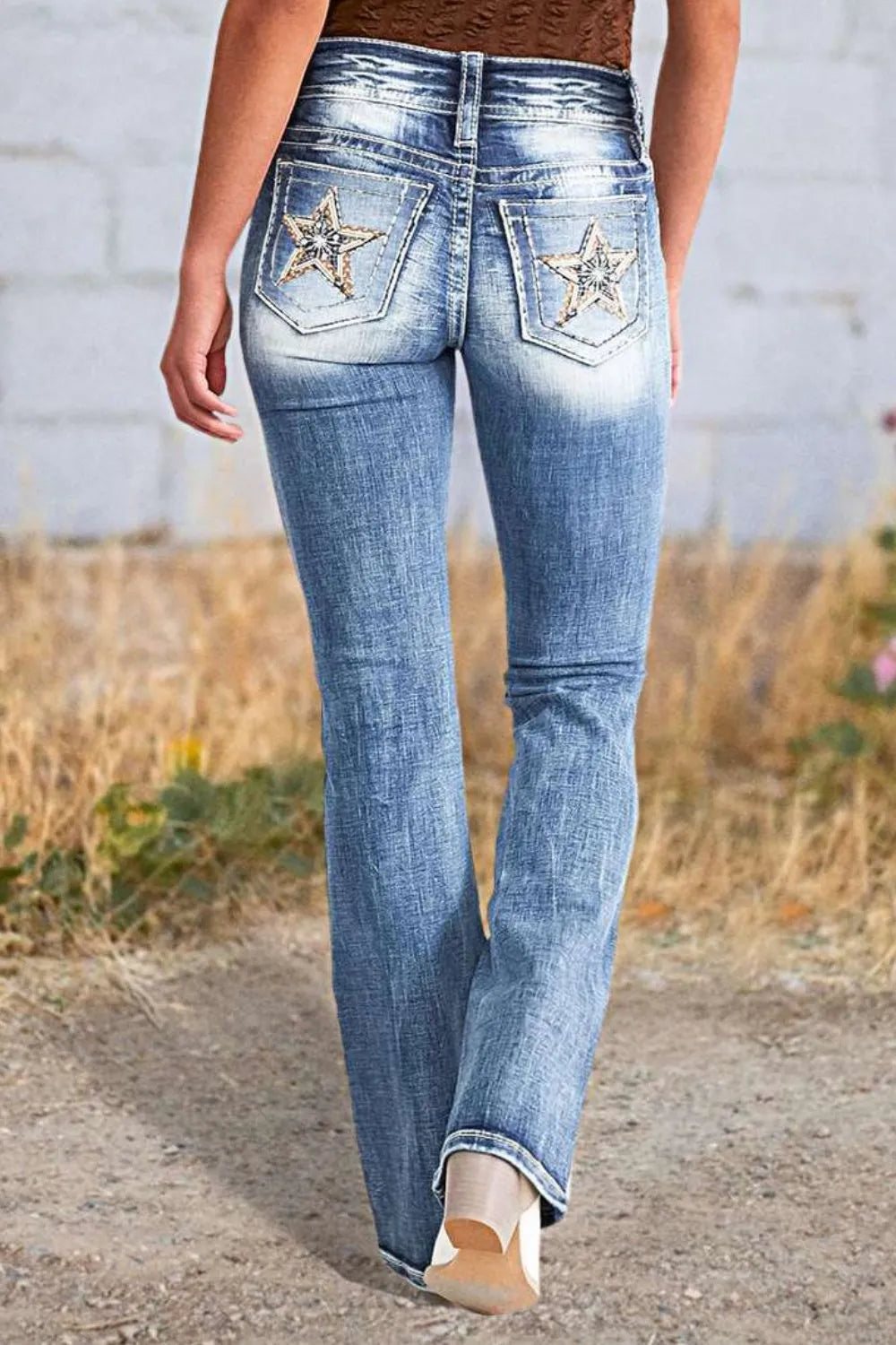 Vaqueros Bootcut con Bordado de Estrellas