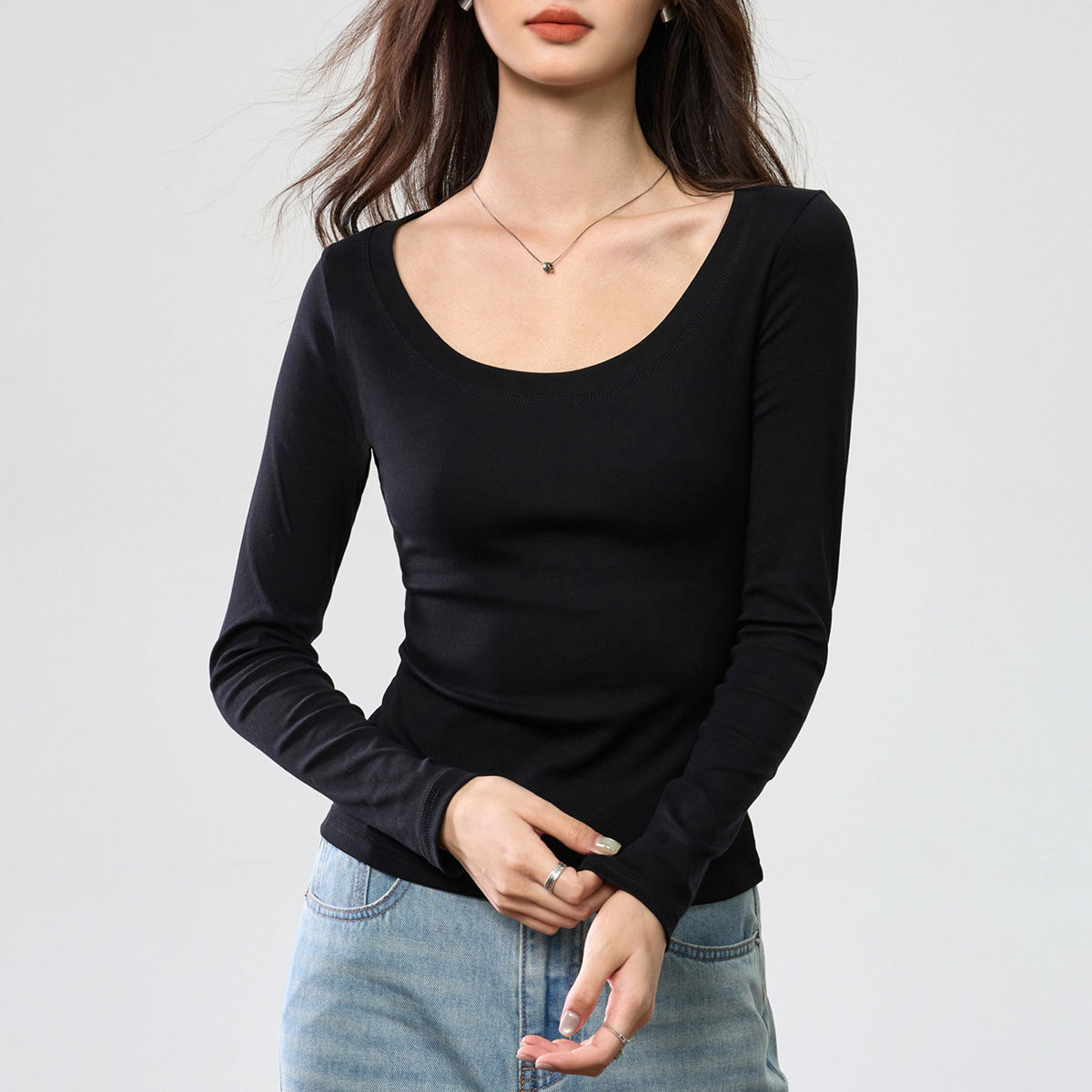 Camiseta de Manga Larga con Cuello U Amplio para Mujer